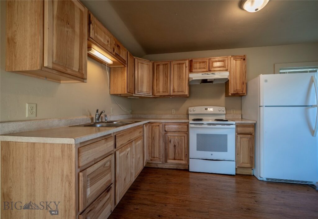 104 N K Street, Livingston MT 59047