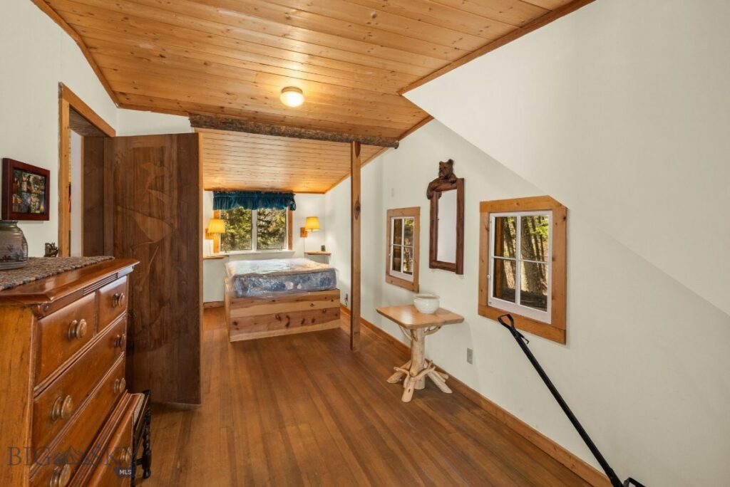 10400 Hyalite Canyon Road, Bozeman MT 59718