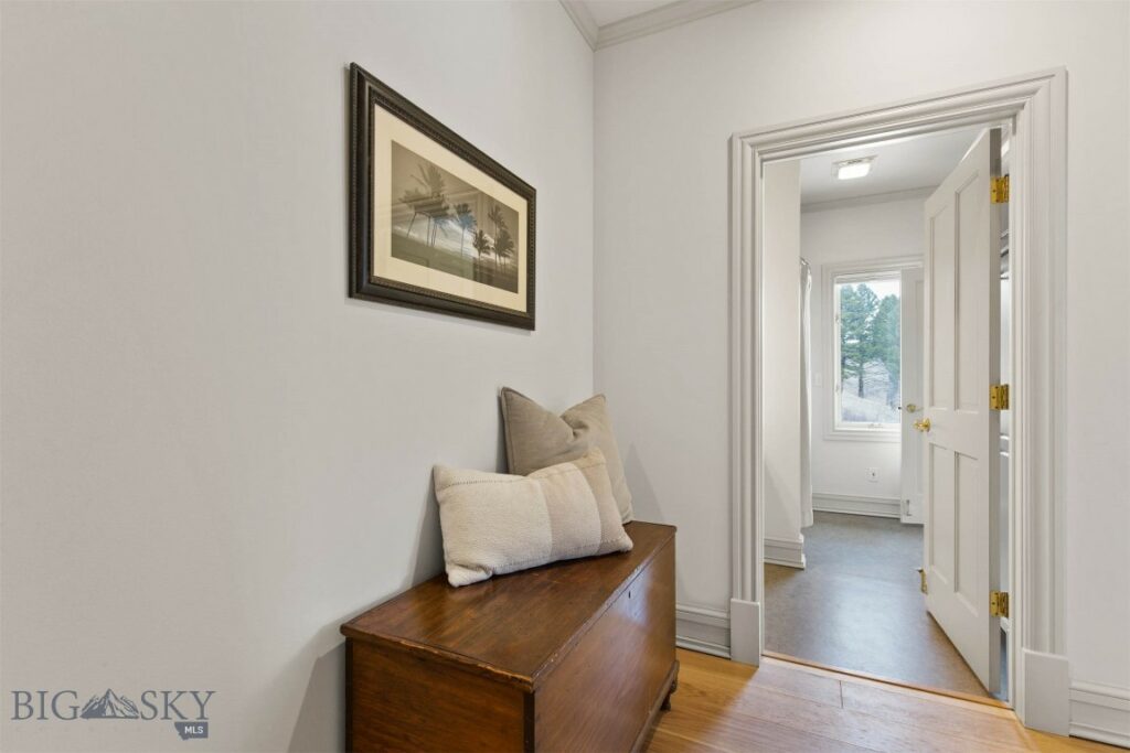 10423 Bridger Canyon Road, Bozeman MT 59715