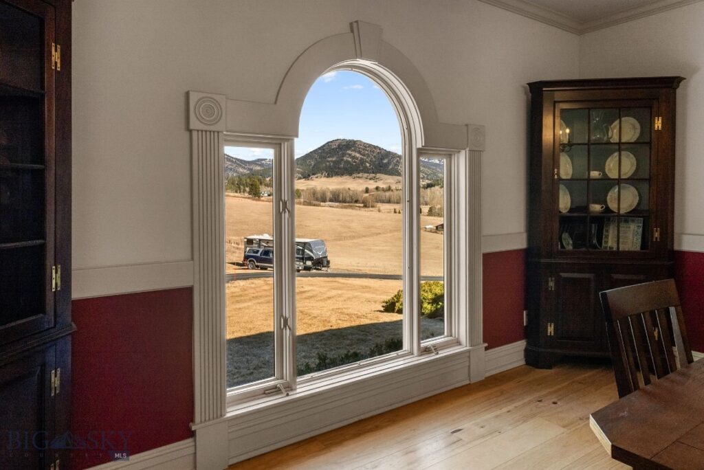 10423 Bridger Canyon Road, Bozeman MT 59715