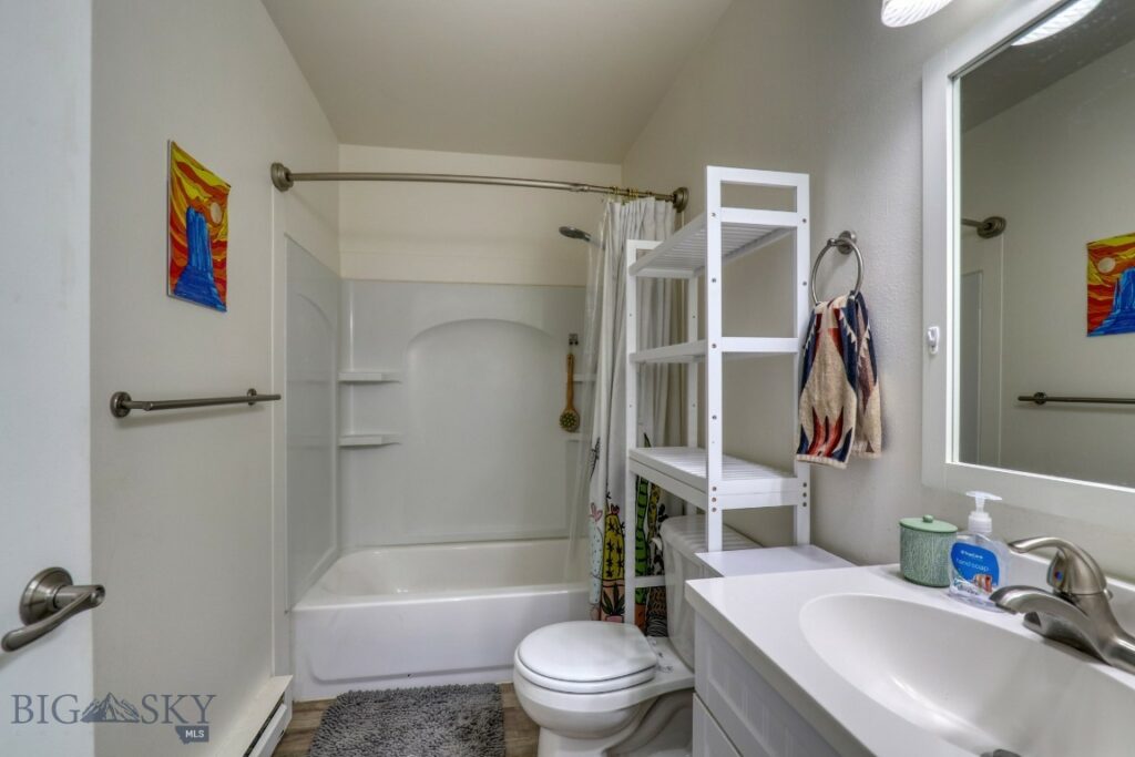 105 N Yellowstone, Livingston MT 59047