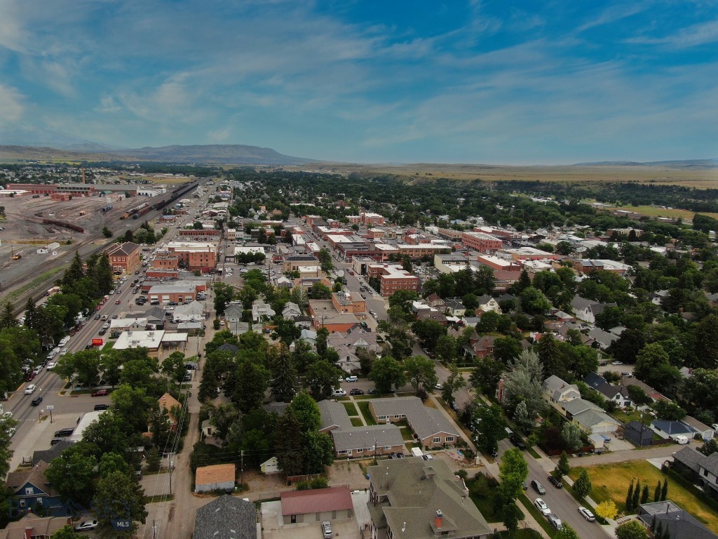 105 N Yellowstone, Livingston MT 59047