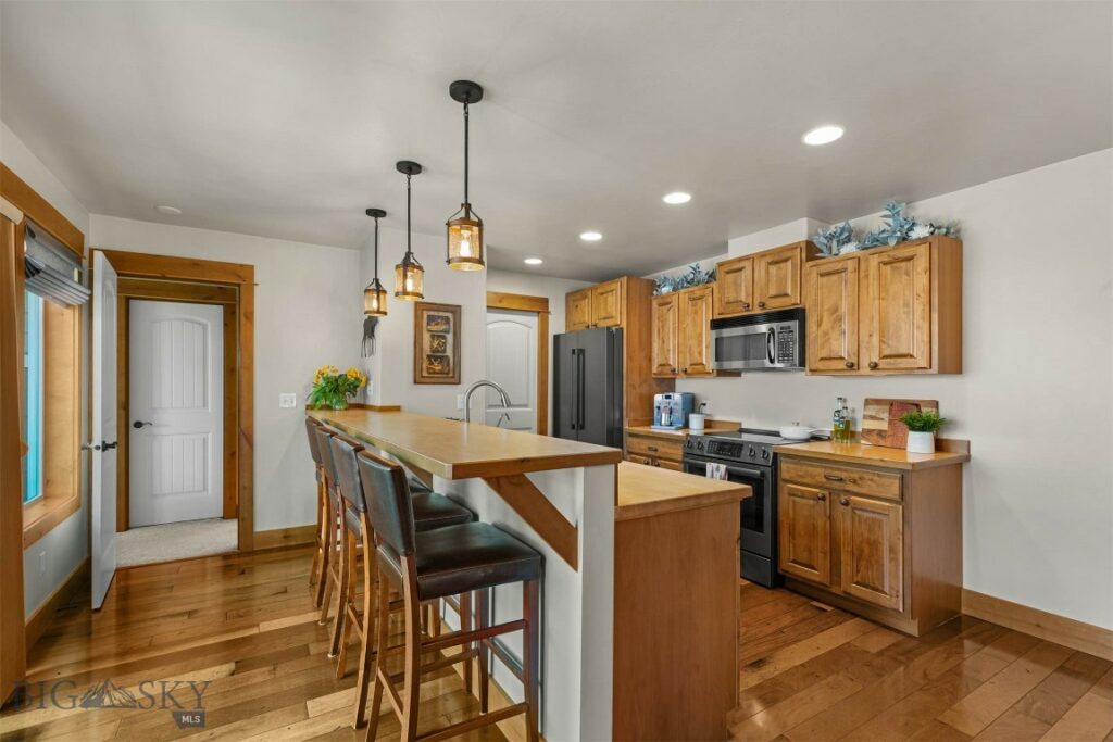 1052 Flanders Creek, Bozeman MT 59718