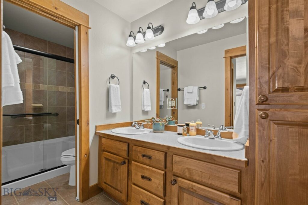 1052 Flanders Creek, Bozeman MT 59718