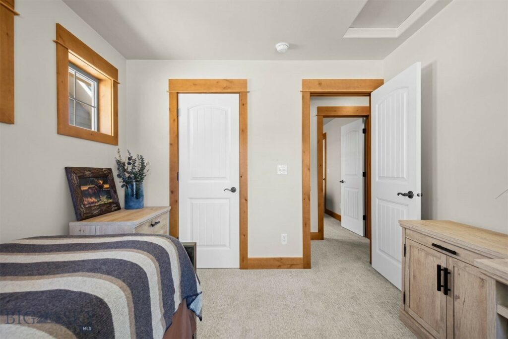 1052 Flanders Creek, Bozeman MT 59718