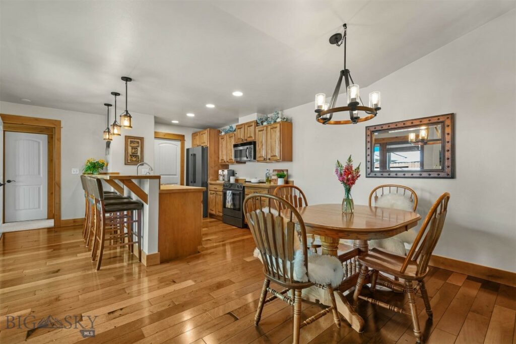 1052 Flanders Creek, Bozeman MT 59718