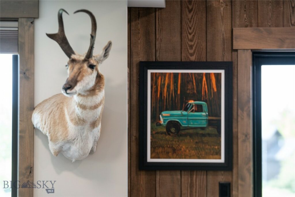 1055 Caddie Court, Bozeman MT 59715