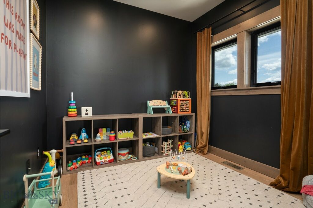 1055 Caddie Court, Bozeman MT 59715