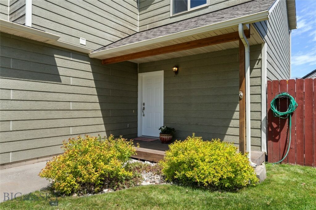 1057 N River Rock, Belgrade MT 59714