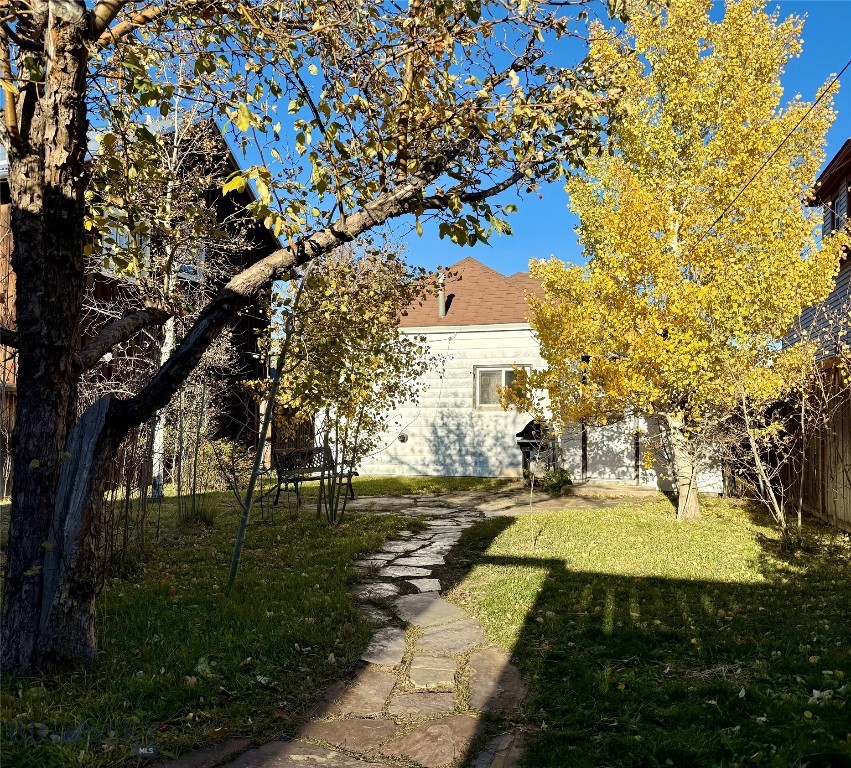 106 S H Street, Livingston MT 59047