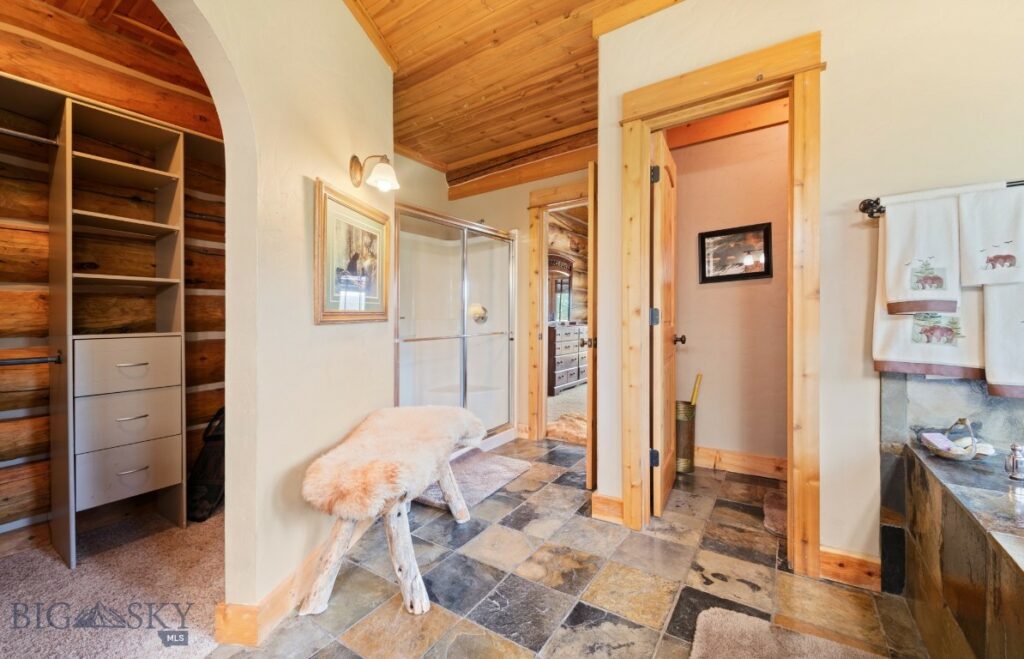 1062 Johnny Martinez Trail, Bozeman MT 59715