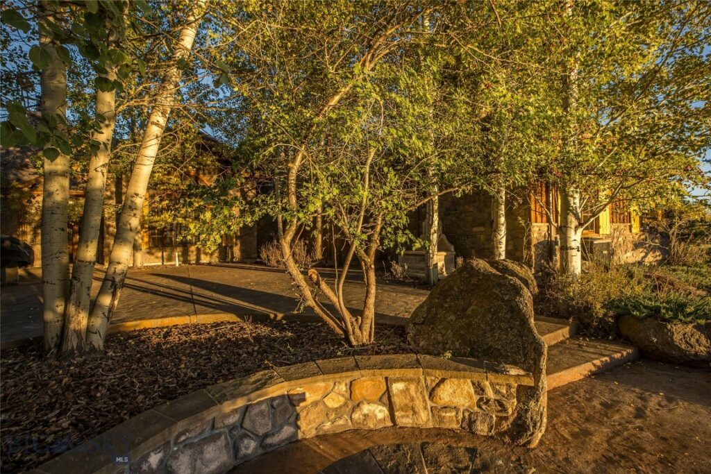 10669 Gee Norman Road, Belgrade MT 59714