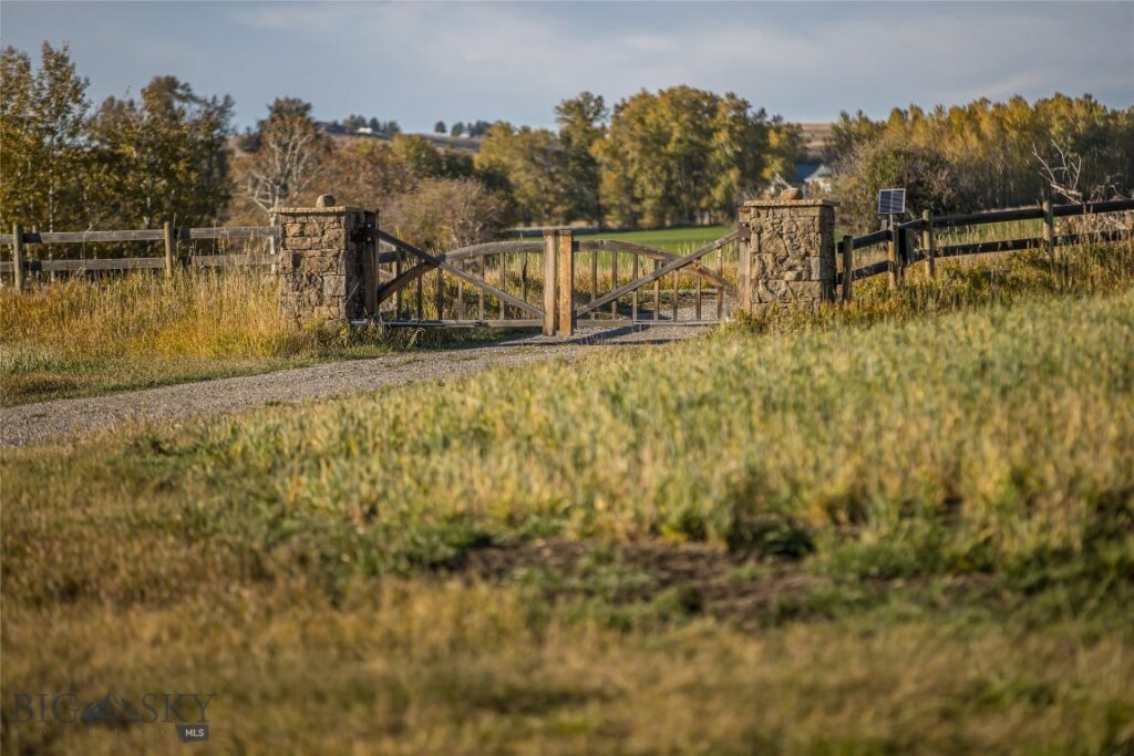 10669 Gee Norman Road, Belgrade MT 59714