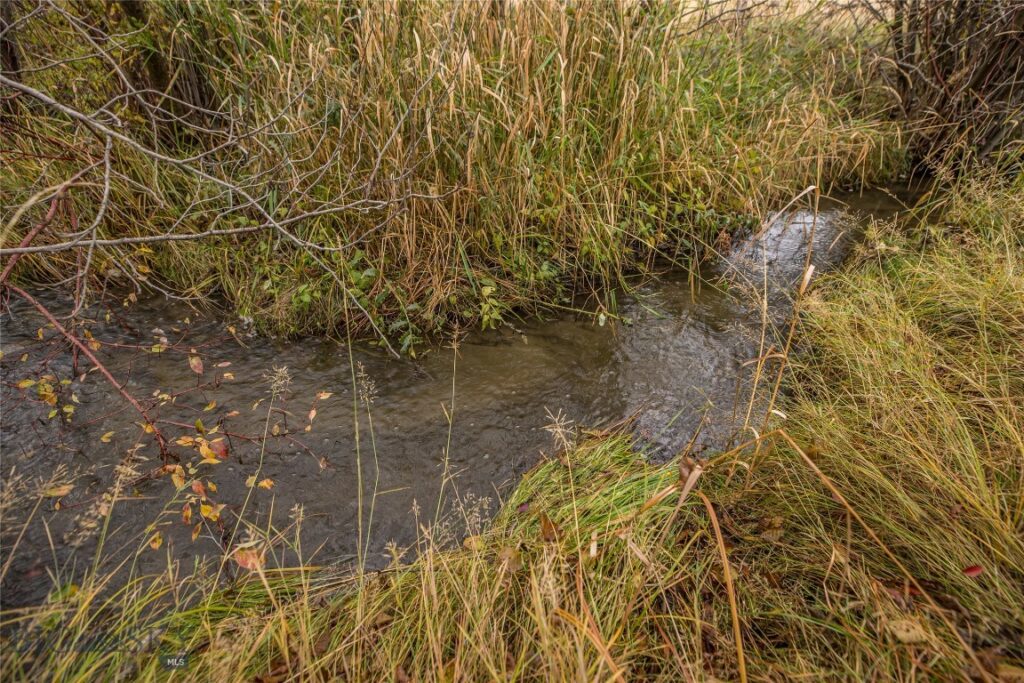 10669 Gee Norman Road, Belgrade MT 59714