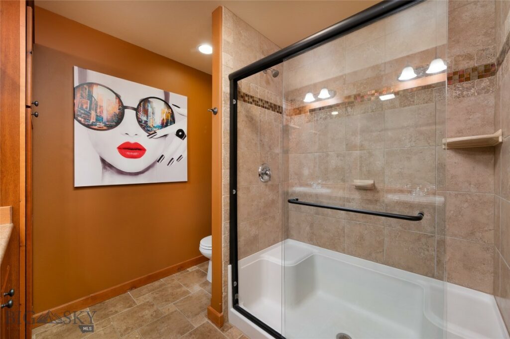 1079 N Cottonwood Road, Bozeman MT 59718
