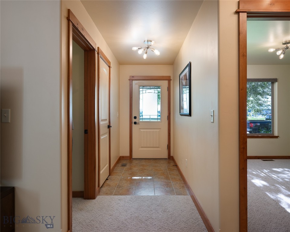1079 N Cottonwood Road, Bozeman MT 59718