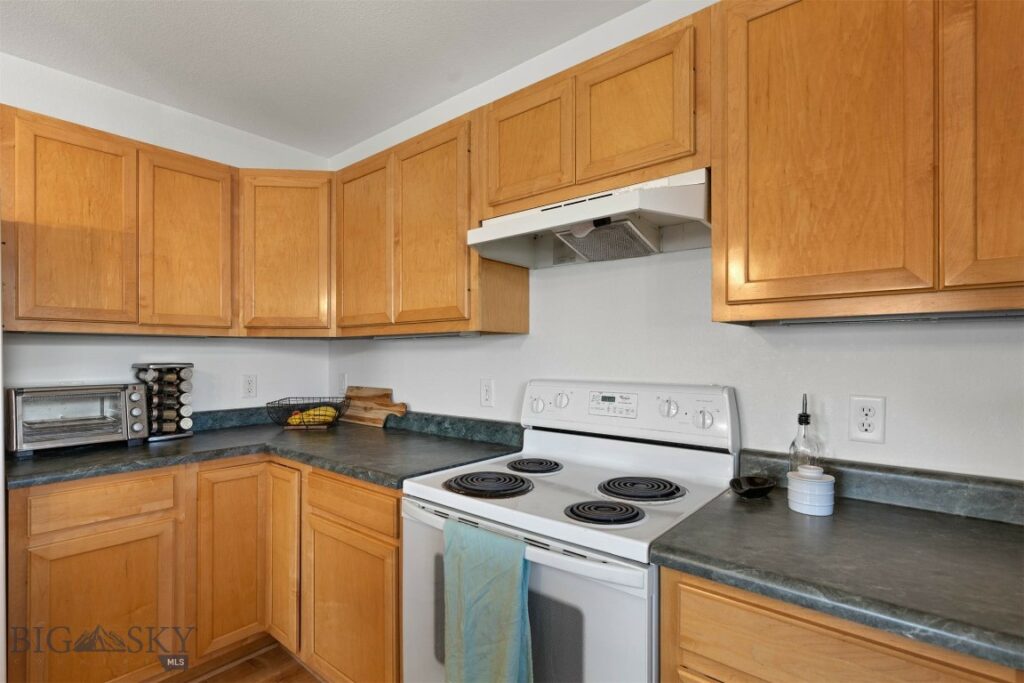 108 10th Street, Belgrade MT 59714