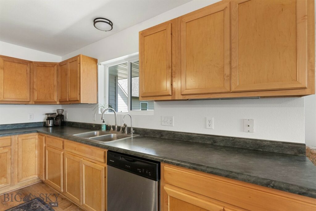 108 10th Street, Belgrade MT 59714