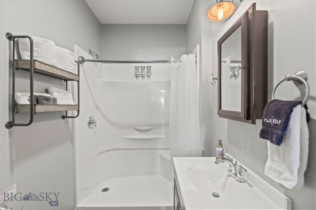 108 N 2nd Street, Livingston MT 59047