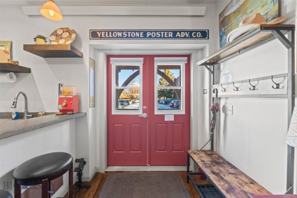 108 N 2nd Street, Livingston MT 59047