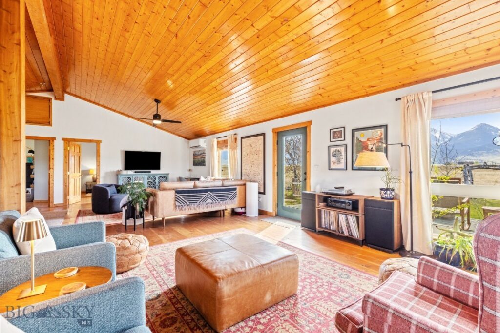 108 Caledonia Road, Livingston MT 59047