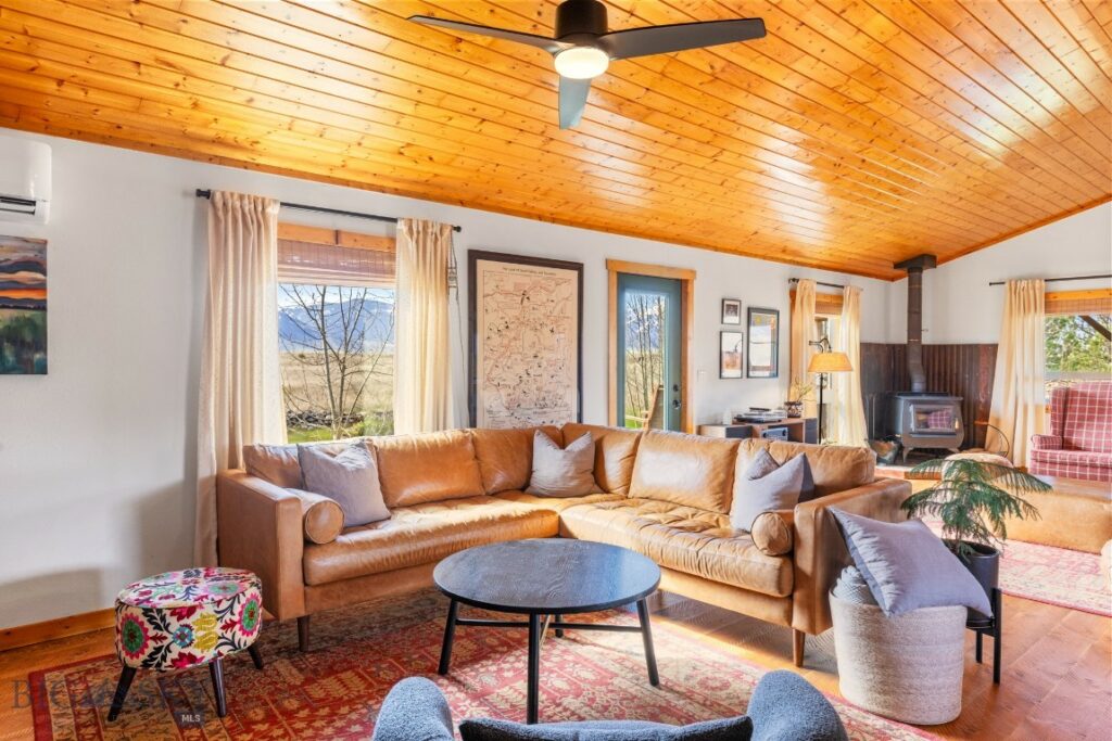 108 Caledonia Road, Livingston MT 59047