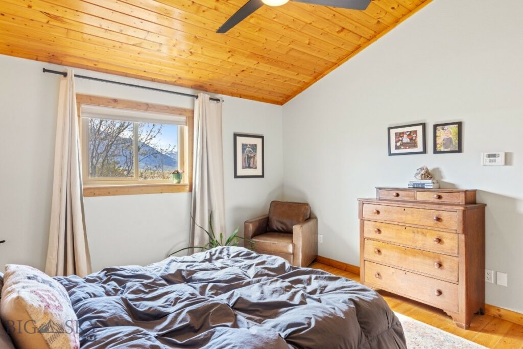 108 Caledonia Road, Livingston MT 59047