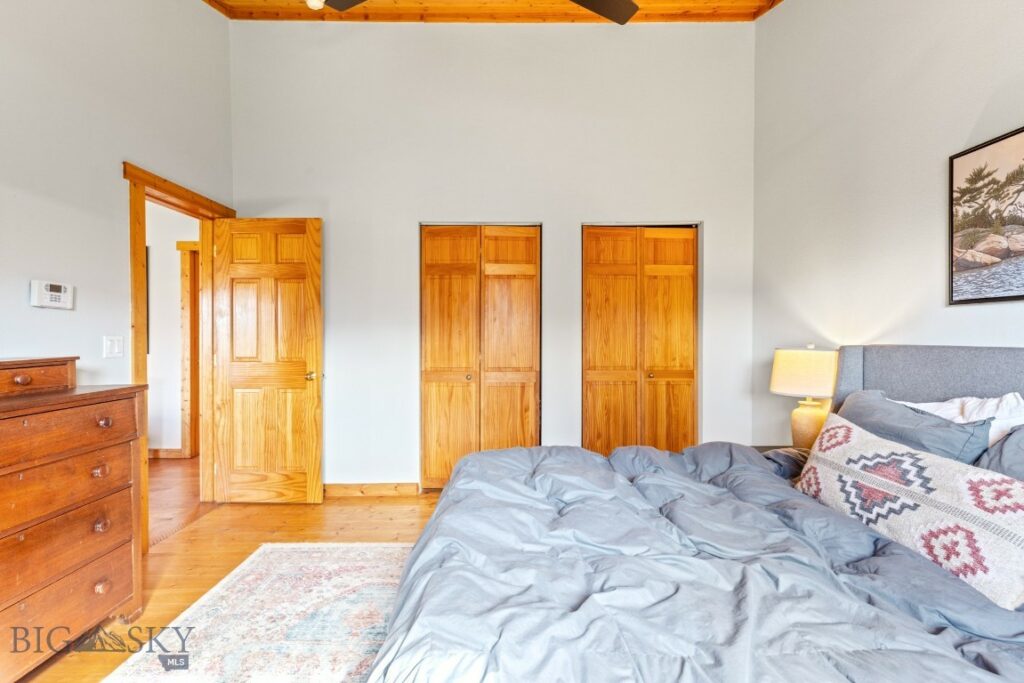 108 Caledonia Road, Livingston MT 59047