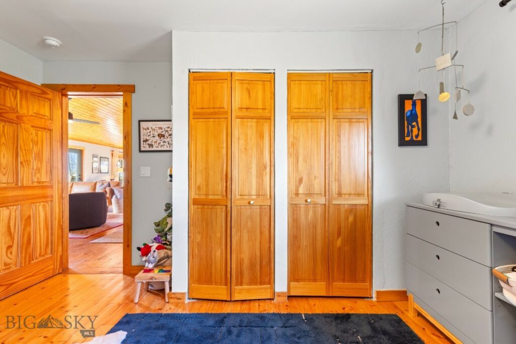 108 Caledonia Road, Livingston MT 59047