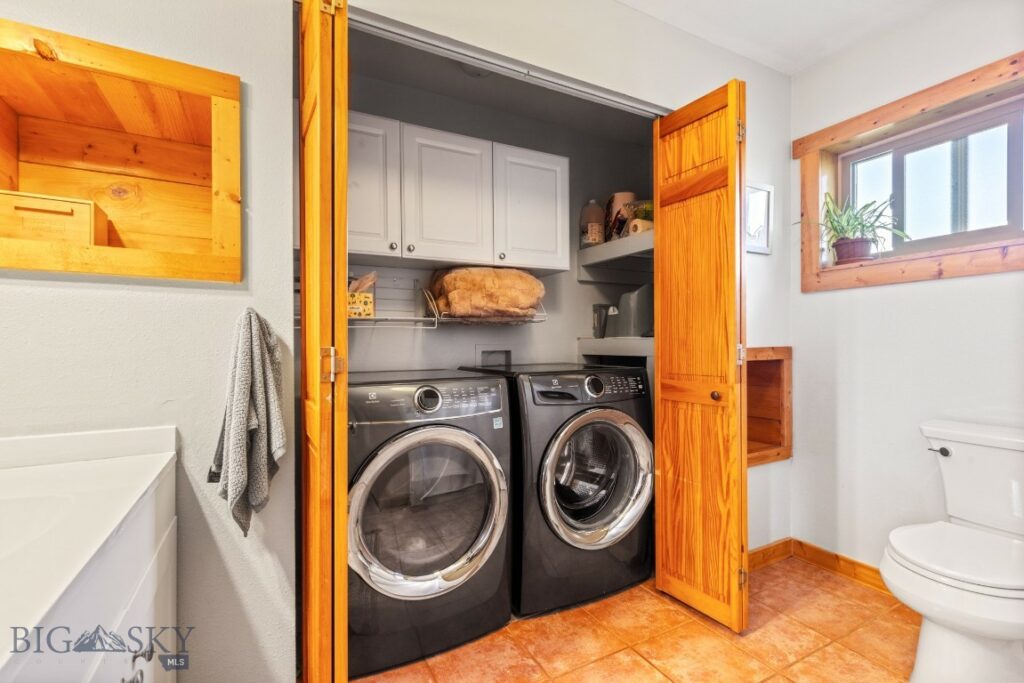 108 Caledonia Road, Livingston MT 59047