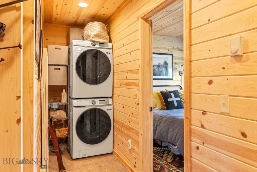 108 Caledonia Road, Livingston MT 59047