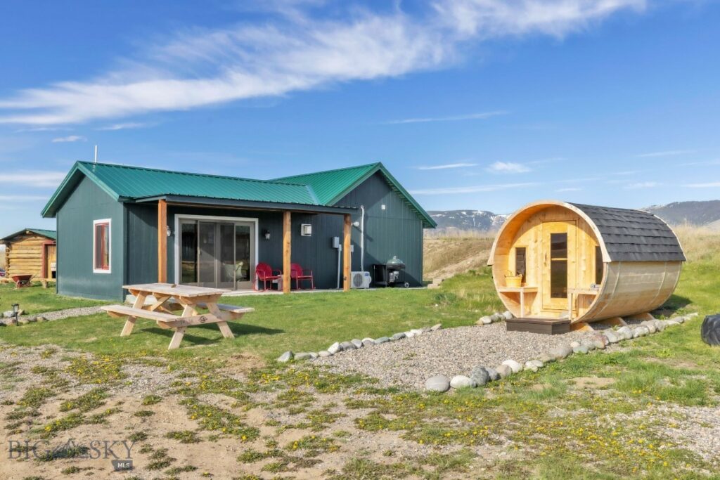 108 Caledonia Road, Livingston MT 59047