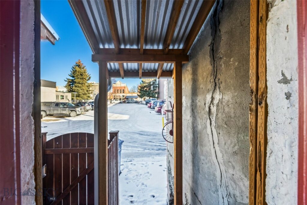 108 N 2nd Street, Livingston MT 59047