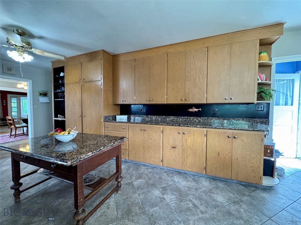 108 S 8th St., Livingston MT 59047