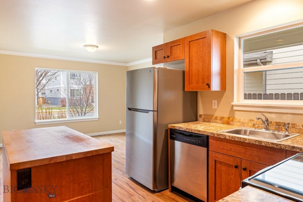 1086 Twin Lakes Avenue, Bozeman MT 59718