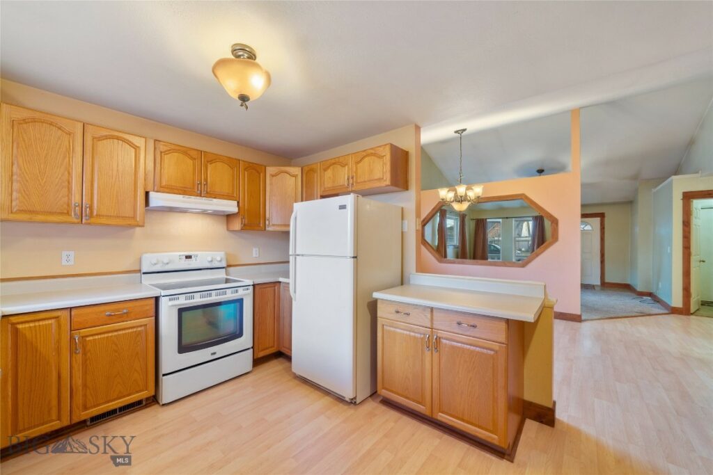 109 10th Street, Belgrade MT 59714