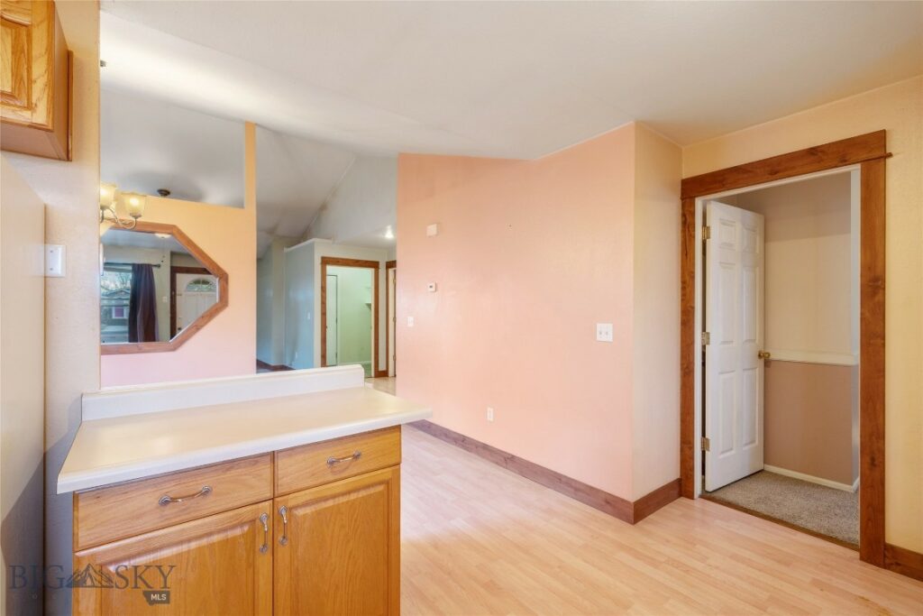 109 10th Street, Belgrade MT 59714