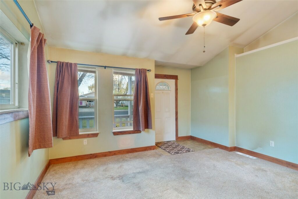 109 10th Street, Belgrade MT 59714