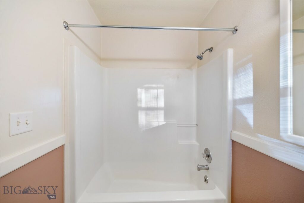 109 10th Street, Belgrade MT 59714