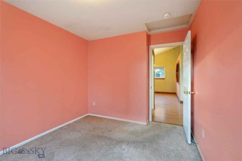 109 10th Street, Belgrade MT 59714