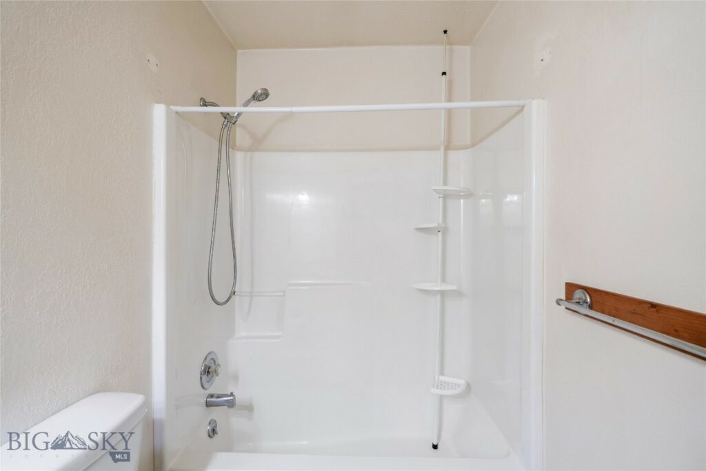 109 10th Street, Belgrade MT 59714