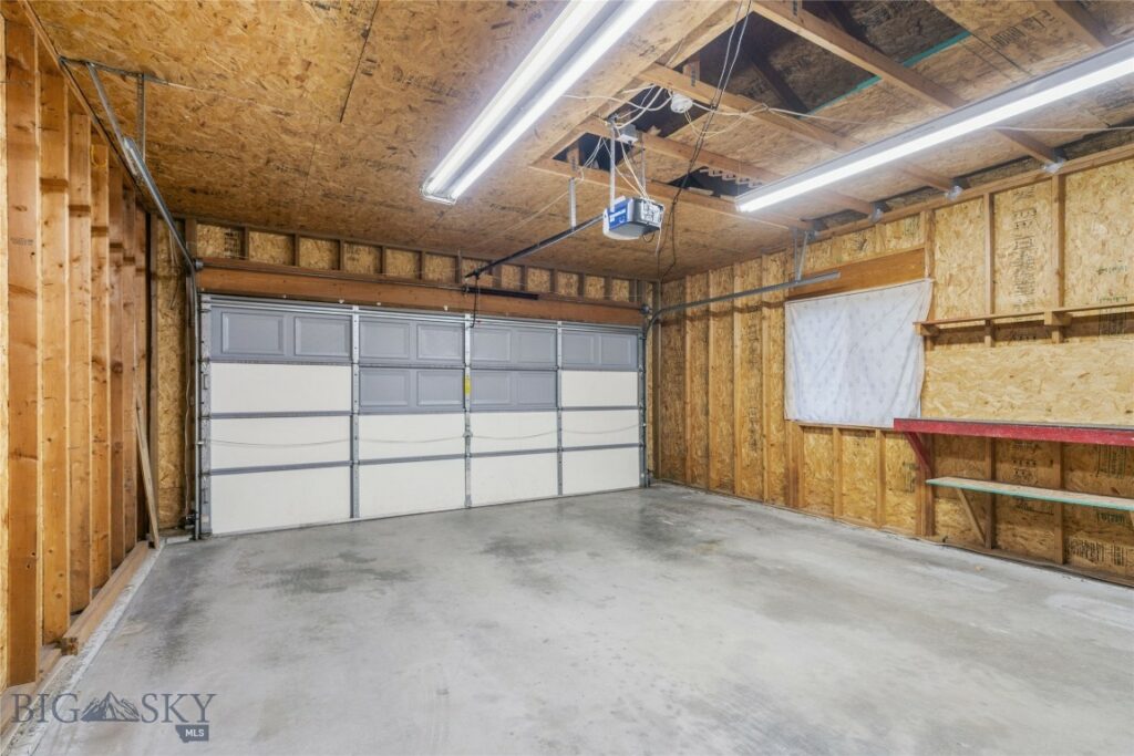 109 10th Street, Belgrade MT 59714