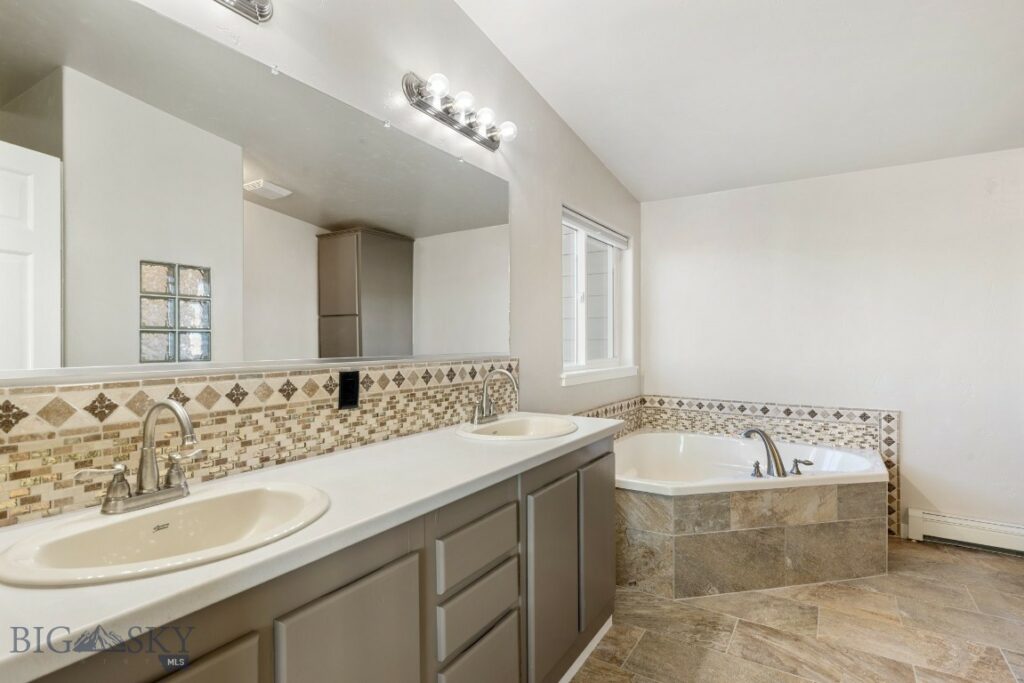 109 Run Way Lane, Livingston MT 59047