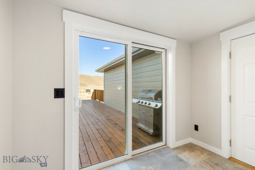 109 Run Way Lane, Livingston MT 59047