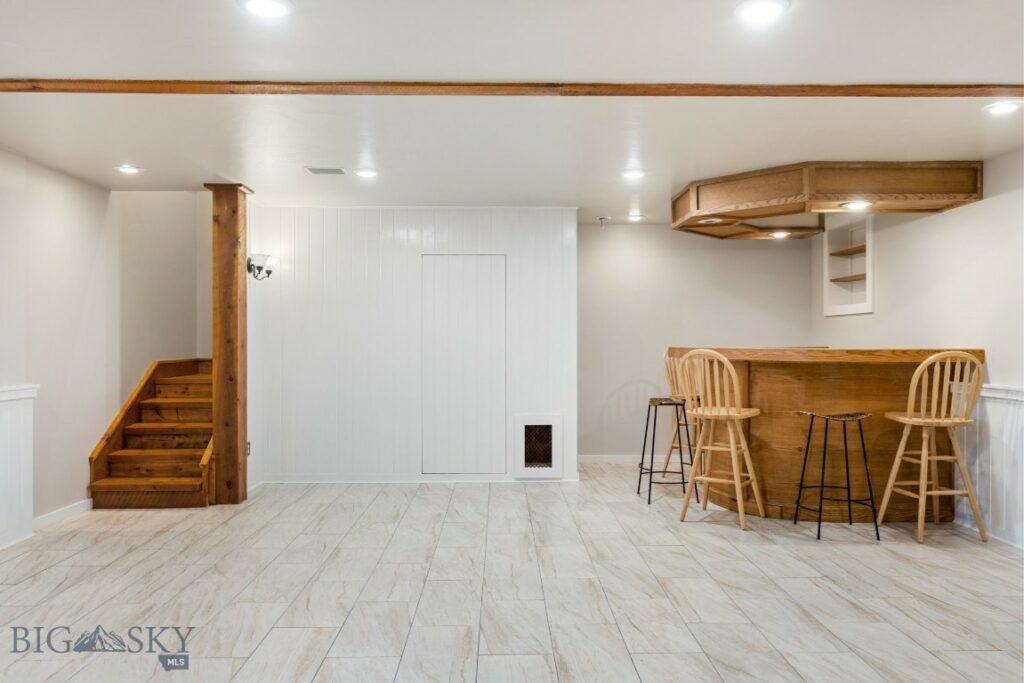 109 Run Way Lane, Livingston MT 59047