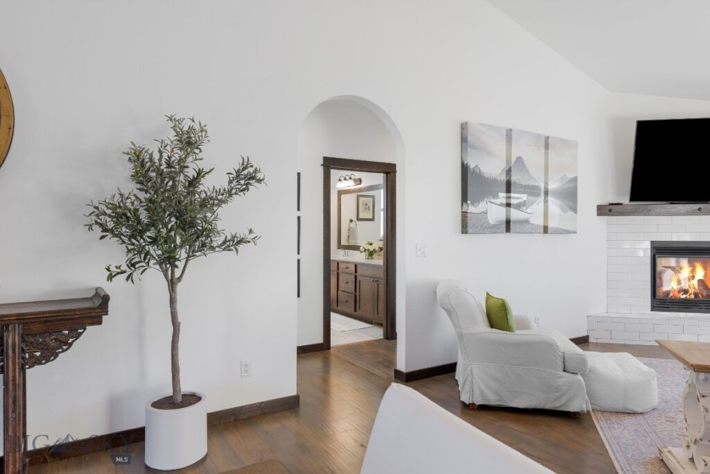 1097 Stewart Loop, Bozeman MT 59718