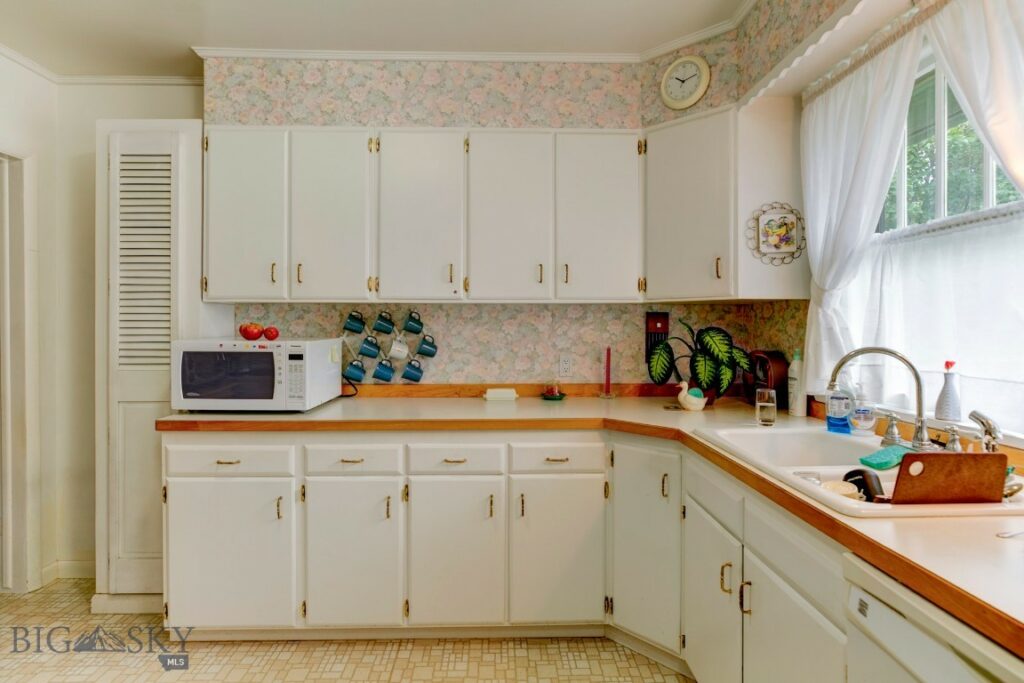 110 N 7th Street, Livingston MT 59047