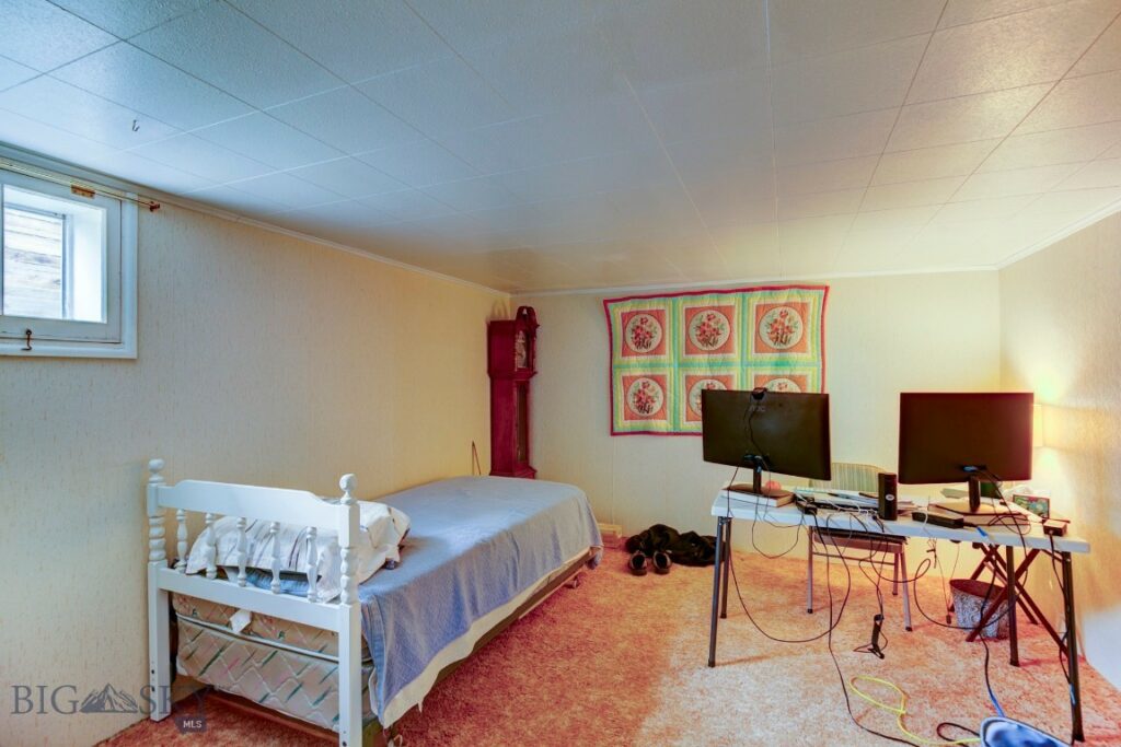 110 N 7th Street, Livingston MT 59047