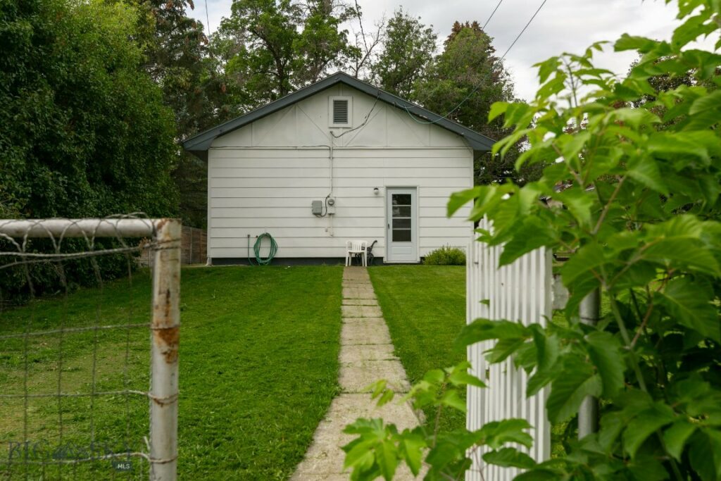 110 N 7th Street, Livingston MT 59047
