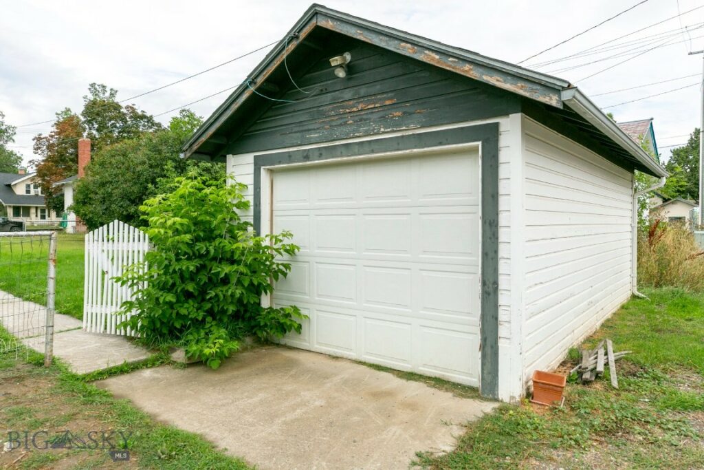 110 N 7th Street, Livingston MT 59047
